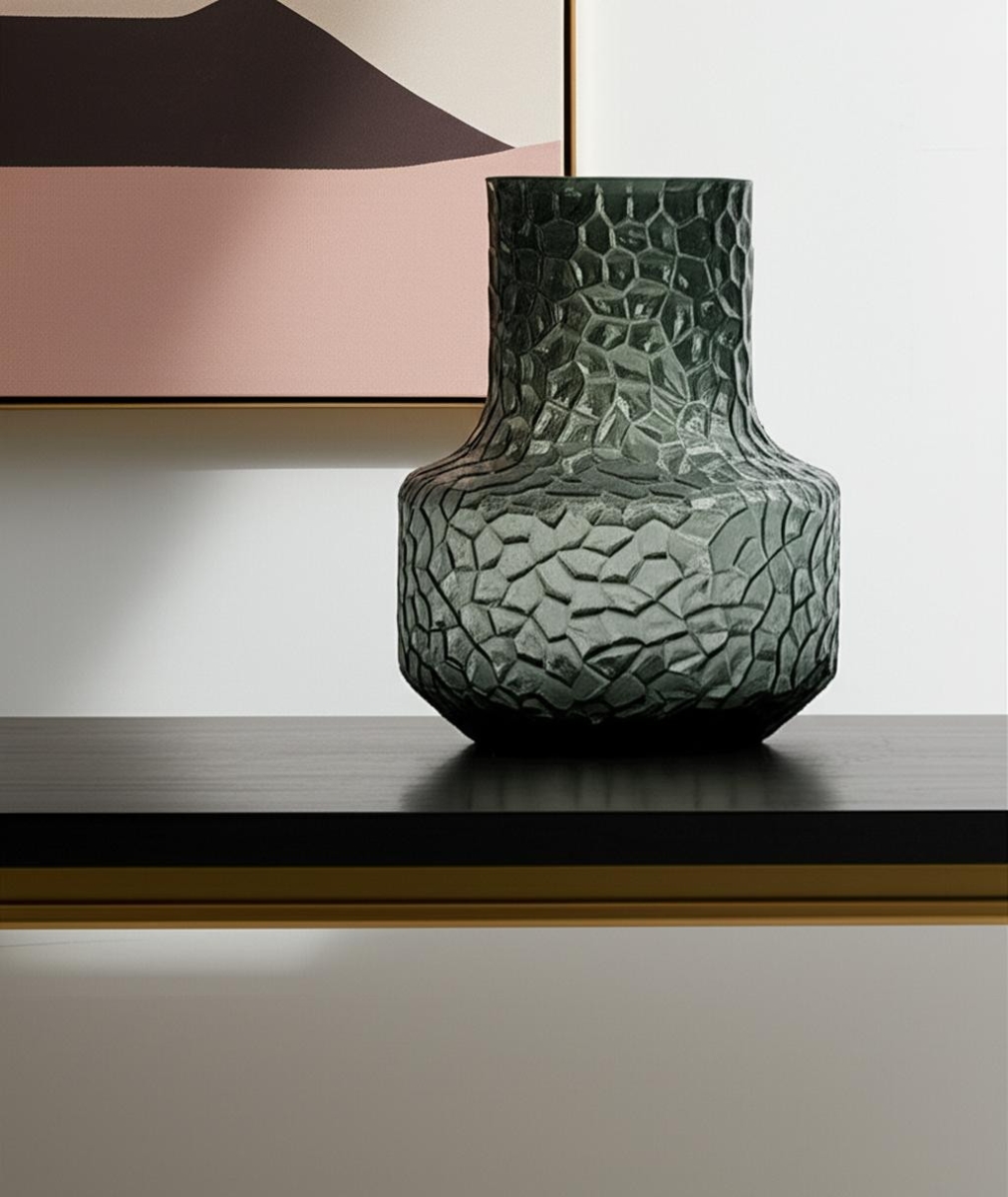608315 7 in. Green Faceted Glass Table Vase