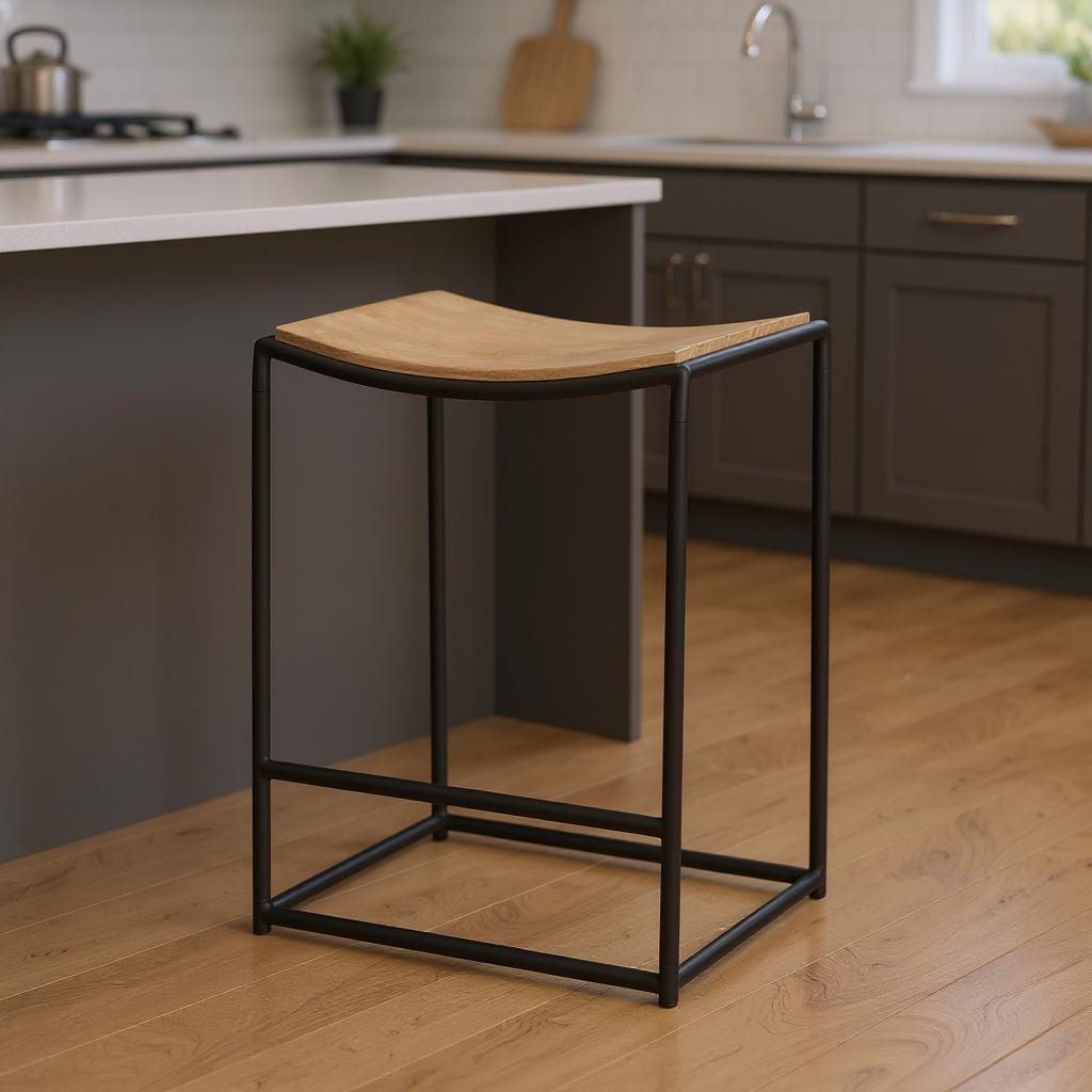 605940 27.25 x 18 x 16 in. Natural & Black Solid Wood & Iron Backless Counter Height Bar Chair