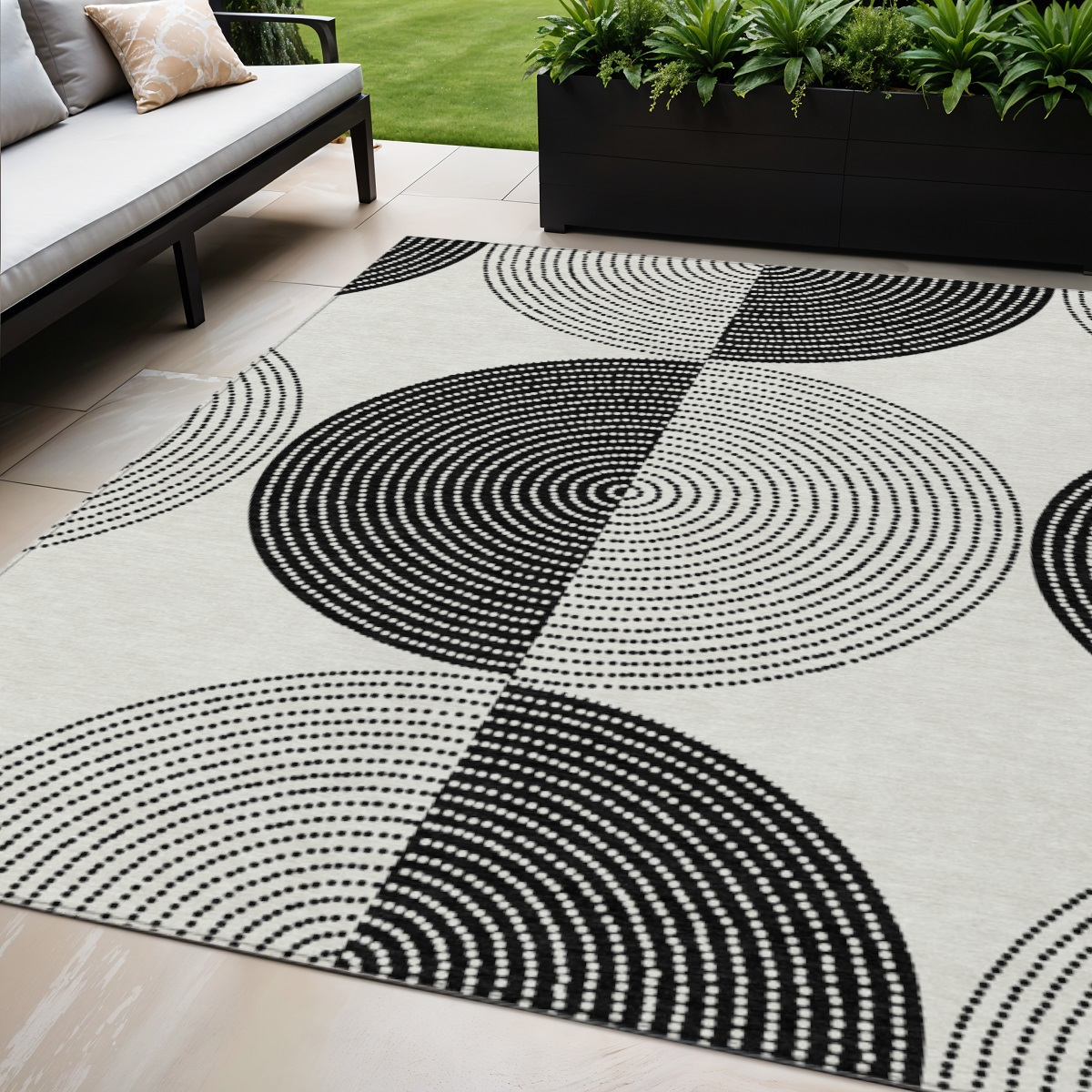 641621 5 x 8 ft. Ivory & Black Geometric Washable Transitional Indoor & Outdoor Rectangle Area Rug