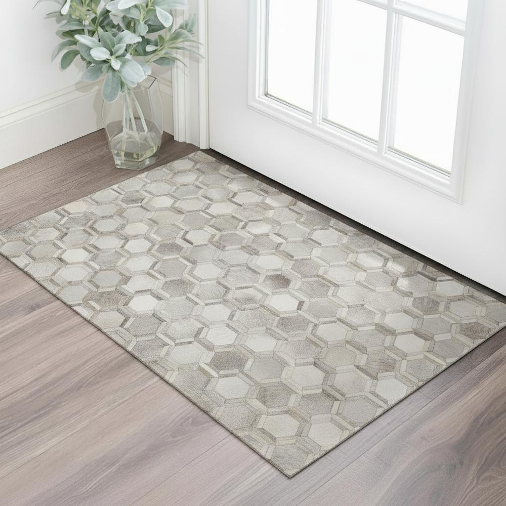 644629 3 x 5 ft. Gray, Ivory & Beige Geometric Lodge Washable Machine Made Rectangle Area Rug with UV Protection