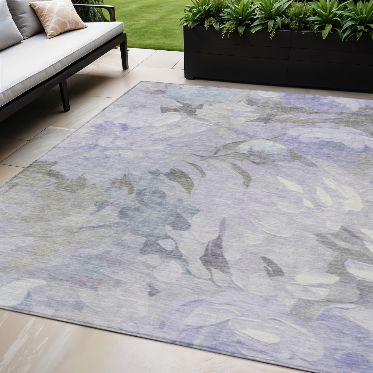 641159 5 x 8 ft. Lavender & Ivory Floral Washable Transitional Indoor & Outdoor Rectangle Area Rug
