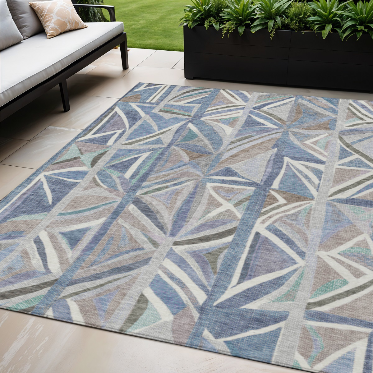 640539 5 x 8 ft. Denim Blue & Ivory Geometric Washable Transitional Indoor & Outdoor Rectangle Area Rug
