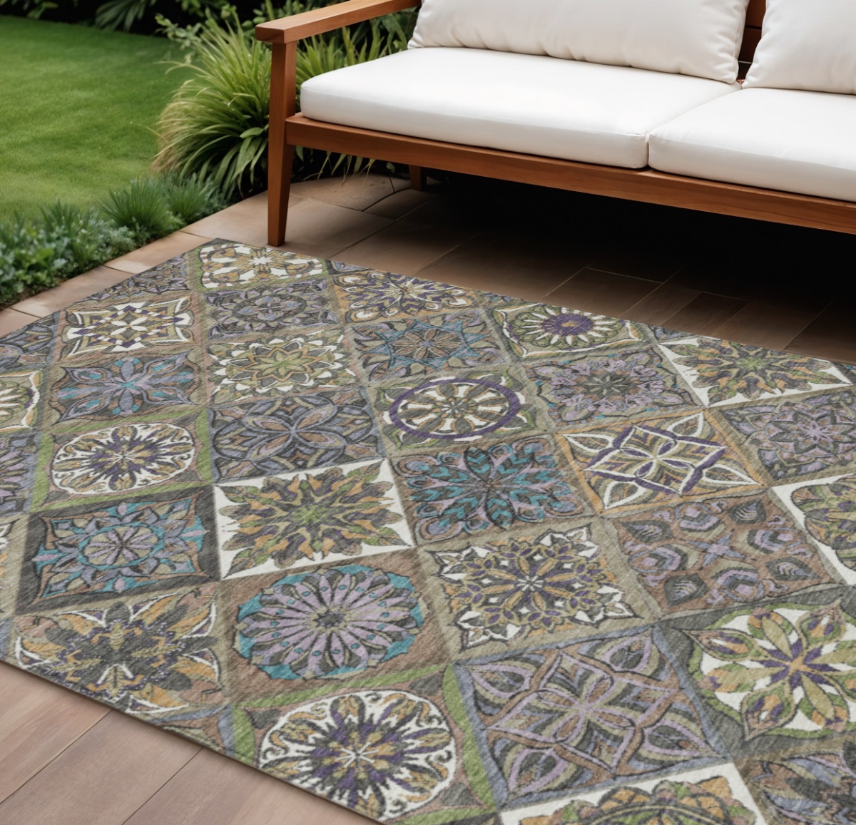640649 8 x 10 ft. Taupe & Green Patchwork Washable Transitional Indoor & Outdoor Rectangle Area Rug