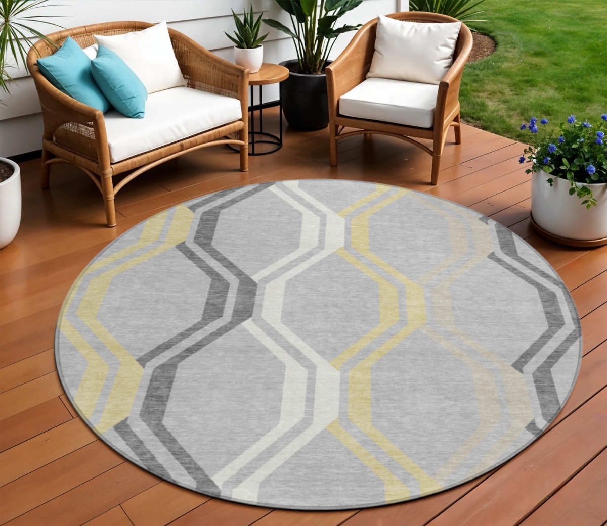 659482 8 ft. Silver Beige & Charcoal Geometric Washable Transitional Indoor & Outdoor Round Area Rug