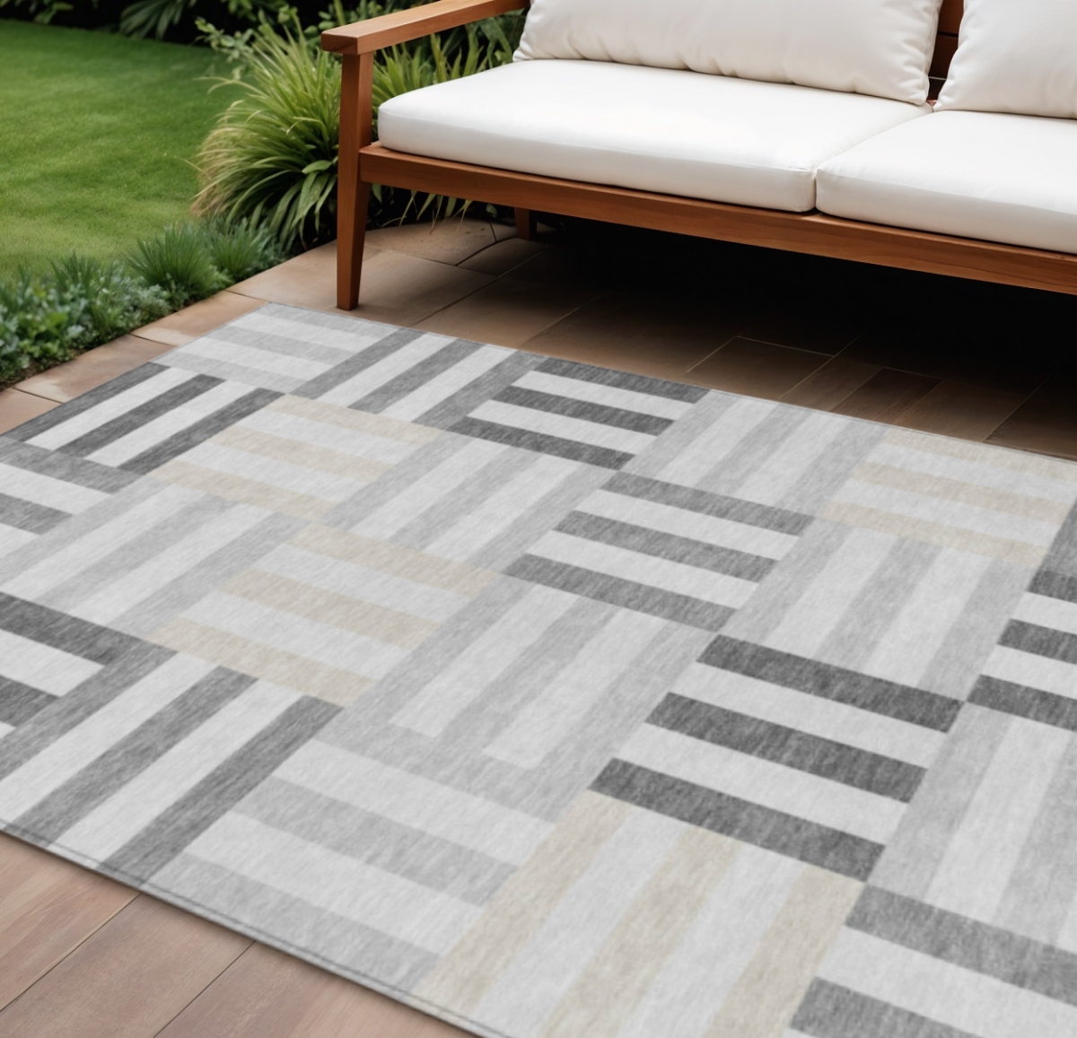 659765 10 x 14 ft. Gray & Ivory Geometric Washable Transitional Indoor & Outdoor Rectangle Area Rug