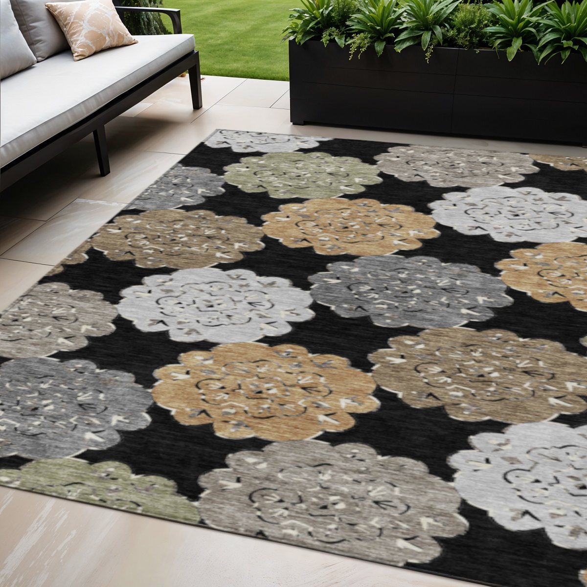 661076 5 x 8 ft. Black, Ivory & Khaki Quatrefoil Washable Transitional Indoor & Outdoor Rectangle Area Rug