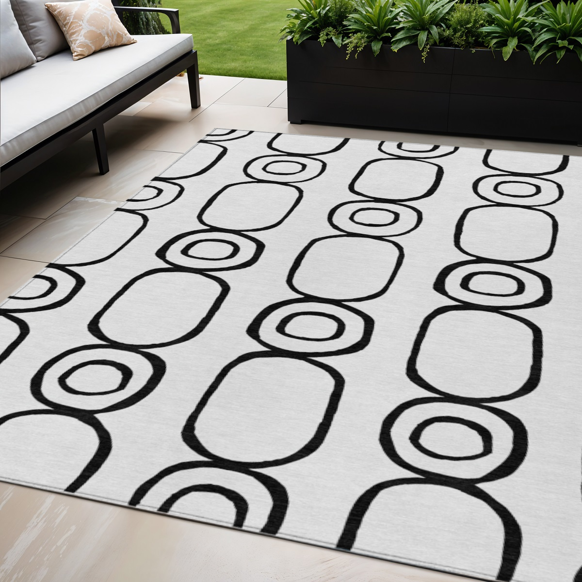 660650 5 x 8 ft. White & Black Geometric Washable Transitional Indoor & Outdoor Rectangle Area Rug