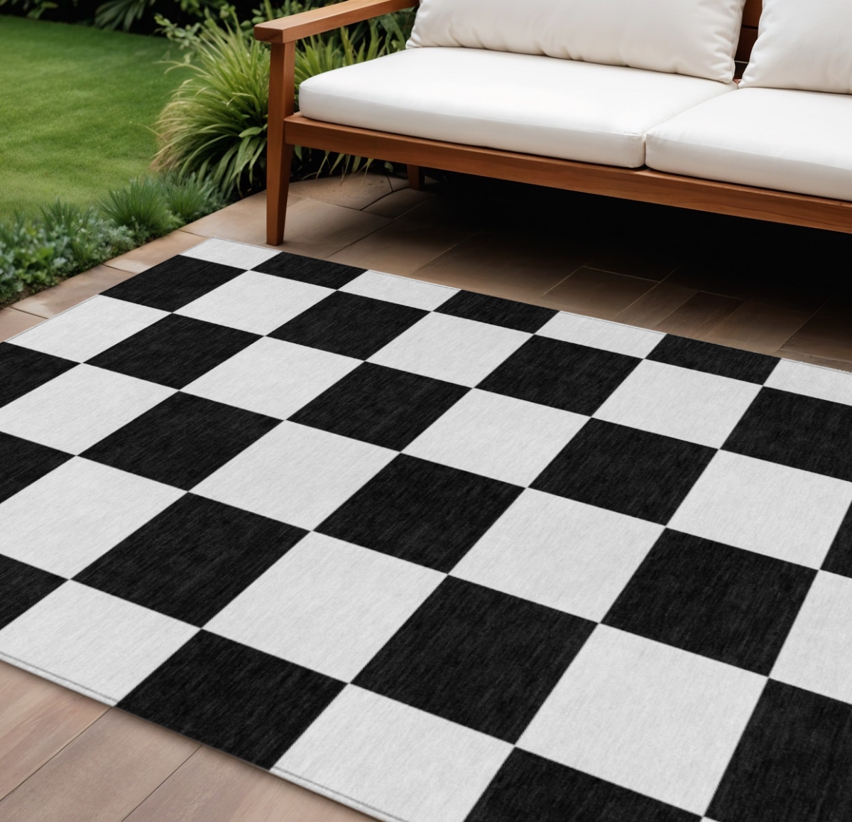 660665 9 x 12 ft. Black & White Geometric Washable Transitional Indoor & Outdoor Rectangle Area Rug