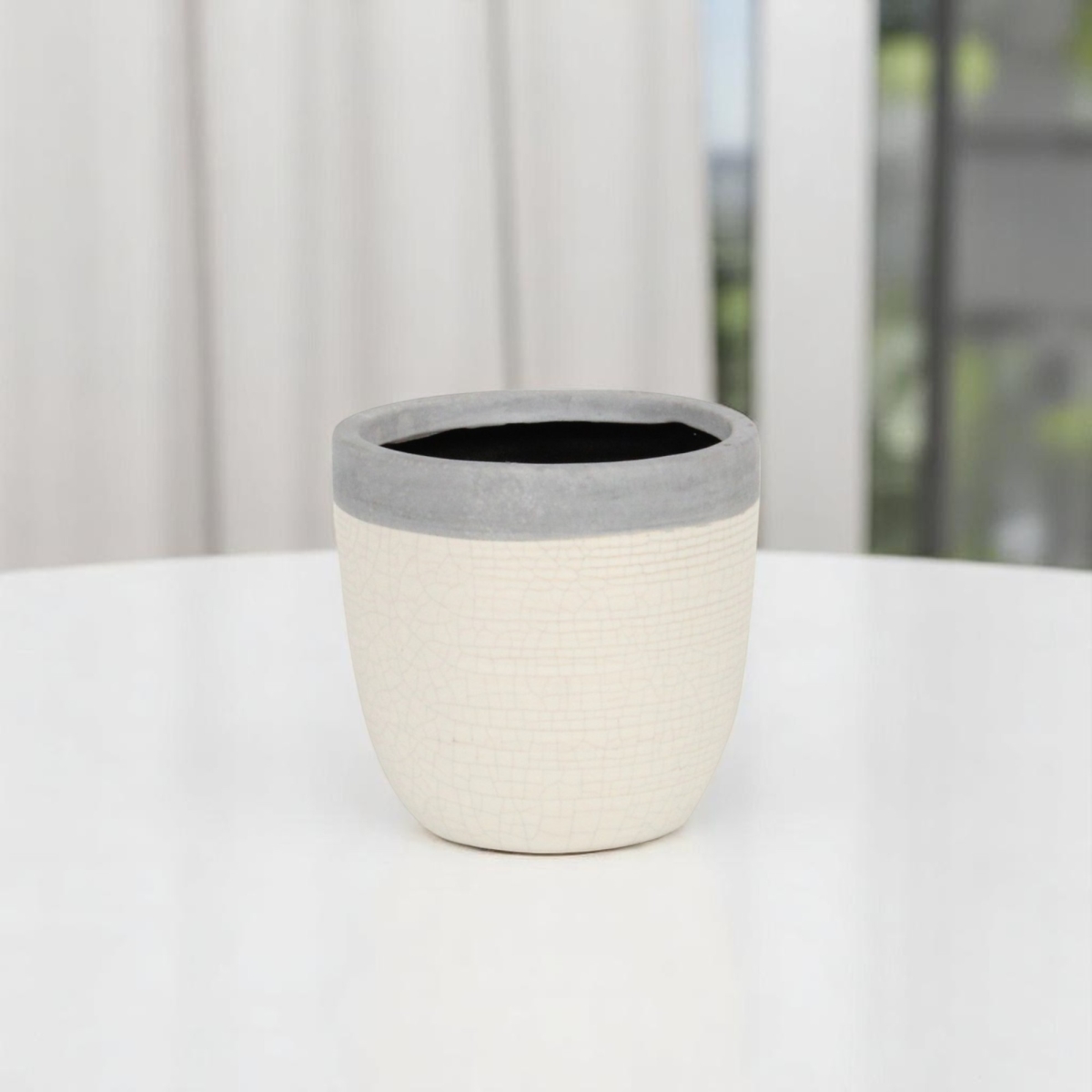 487456 41 oz Gray & Ivory Ceramic Crackle Round Distressed Pot Planter