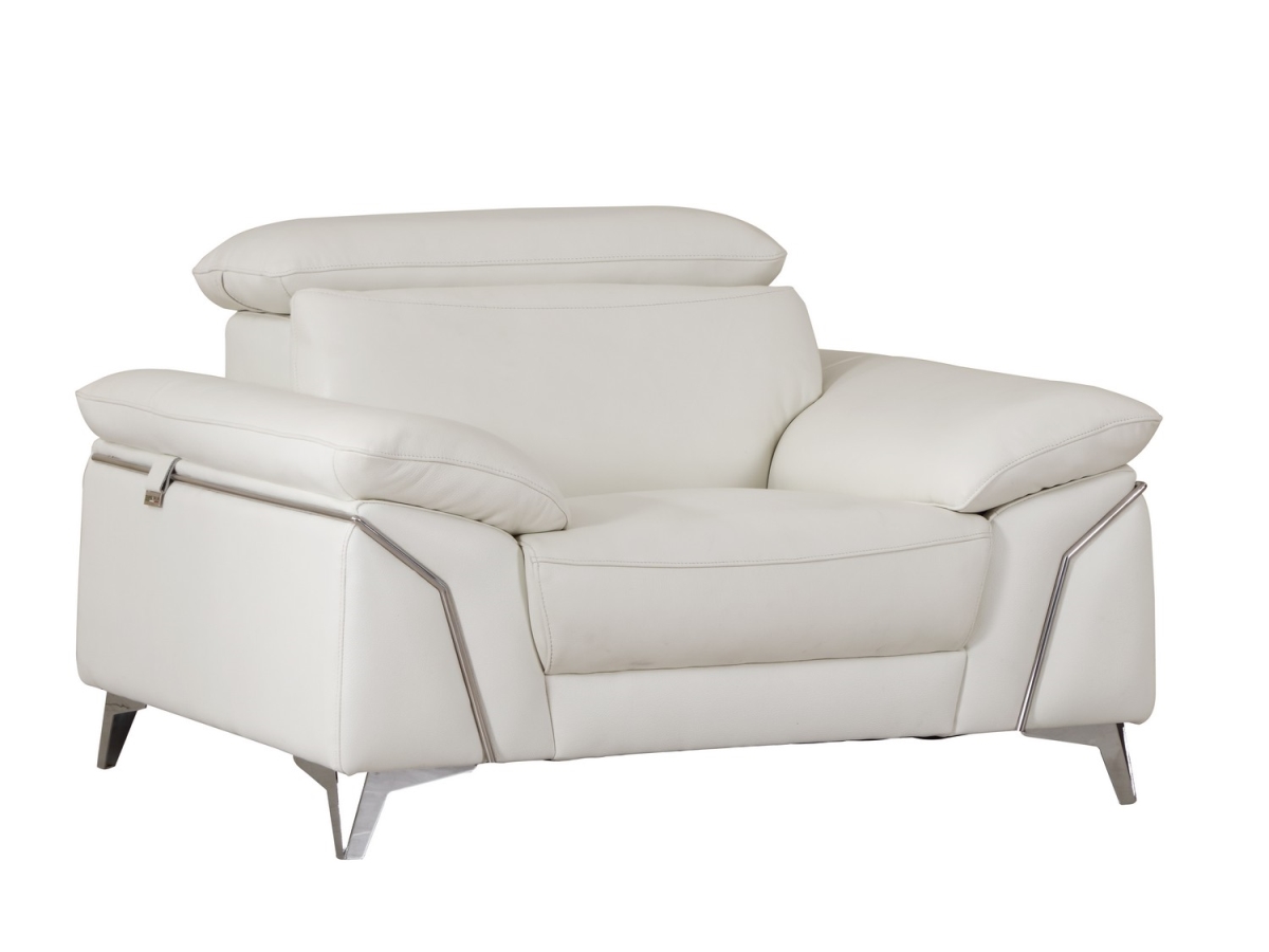 31 in. Fashionable White Leather Chair