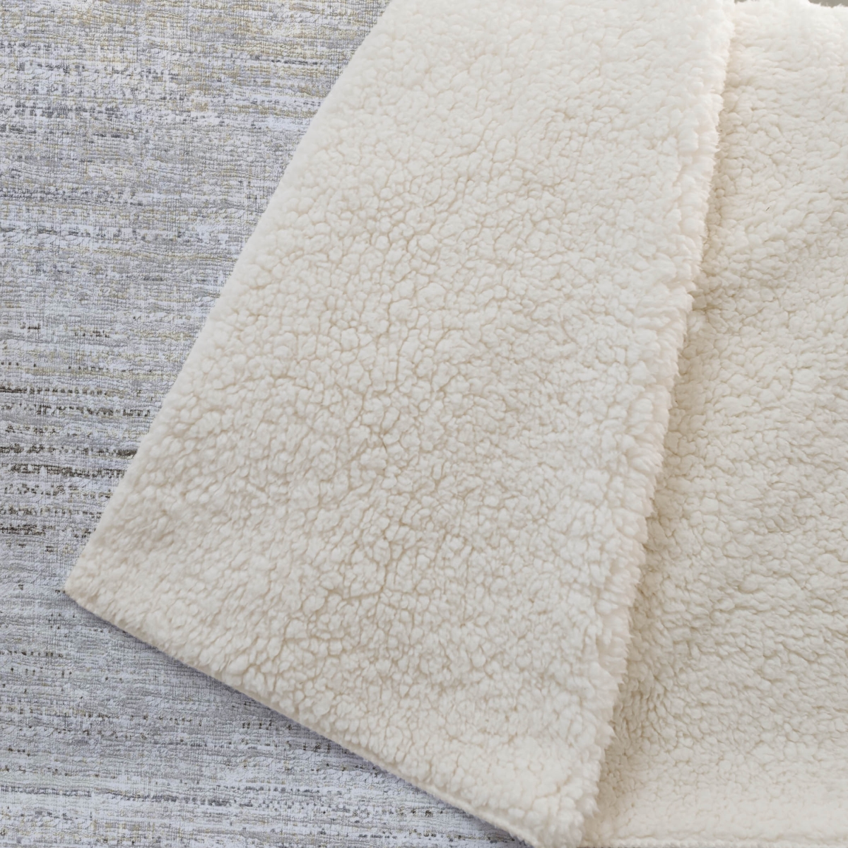 699001 50 x 70 in. Beige & Ivory Abstract Microfiber Plush Throw Blanket