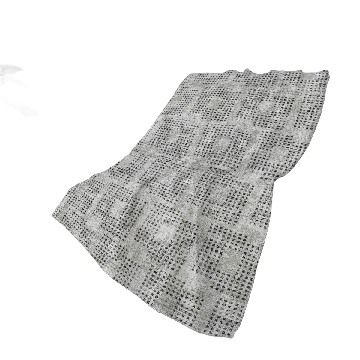 699015 50 x 70 in. Gray & Silver Geometric Polyester Woven Plush Throw Blanket