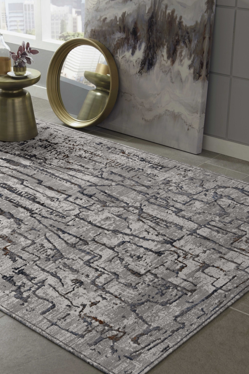 374804 118 x 158 in. Grey Polyester Rug