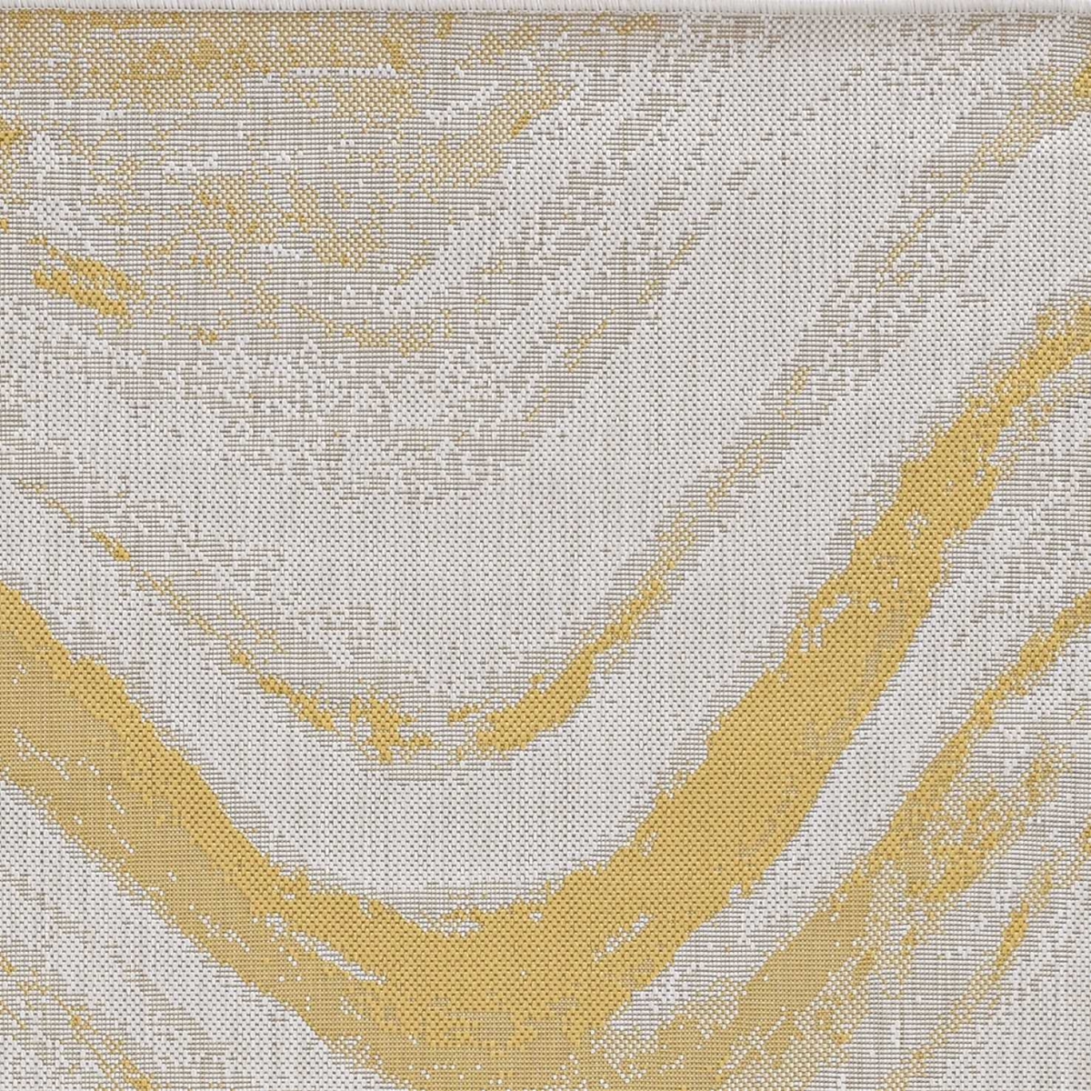 94 x 130 in. Ivory or Gold Polypropylene Rug