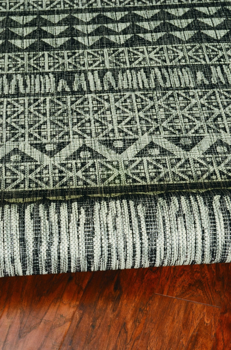375220 63 x 91 in. Charcoal Polypropylene Rug