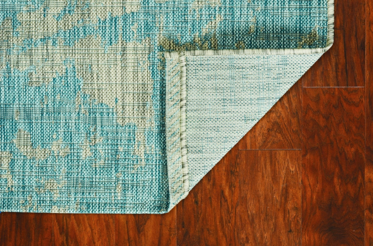 94 x 130 in. Teal Polypropylene Rug