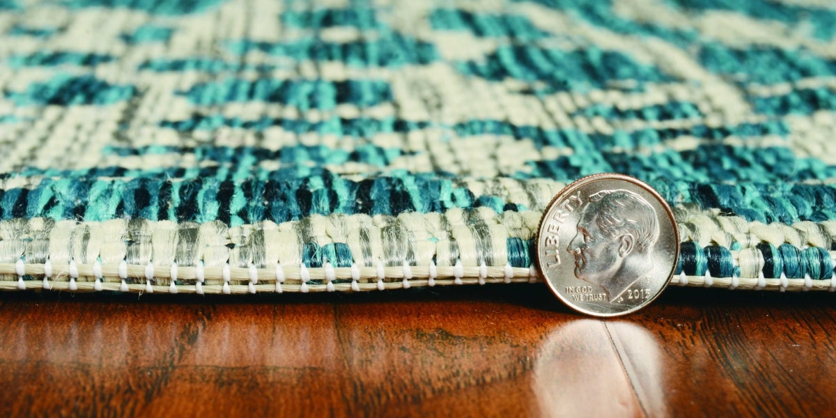 375199 39 x 59 in. Teal Polypropylene Rug