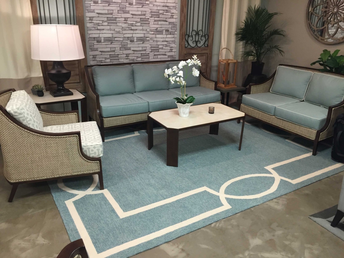 374943 36 x 60 in. Spa Polypropylene Rug
