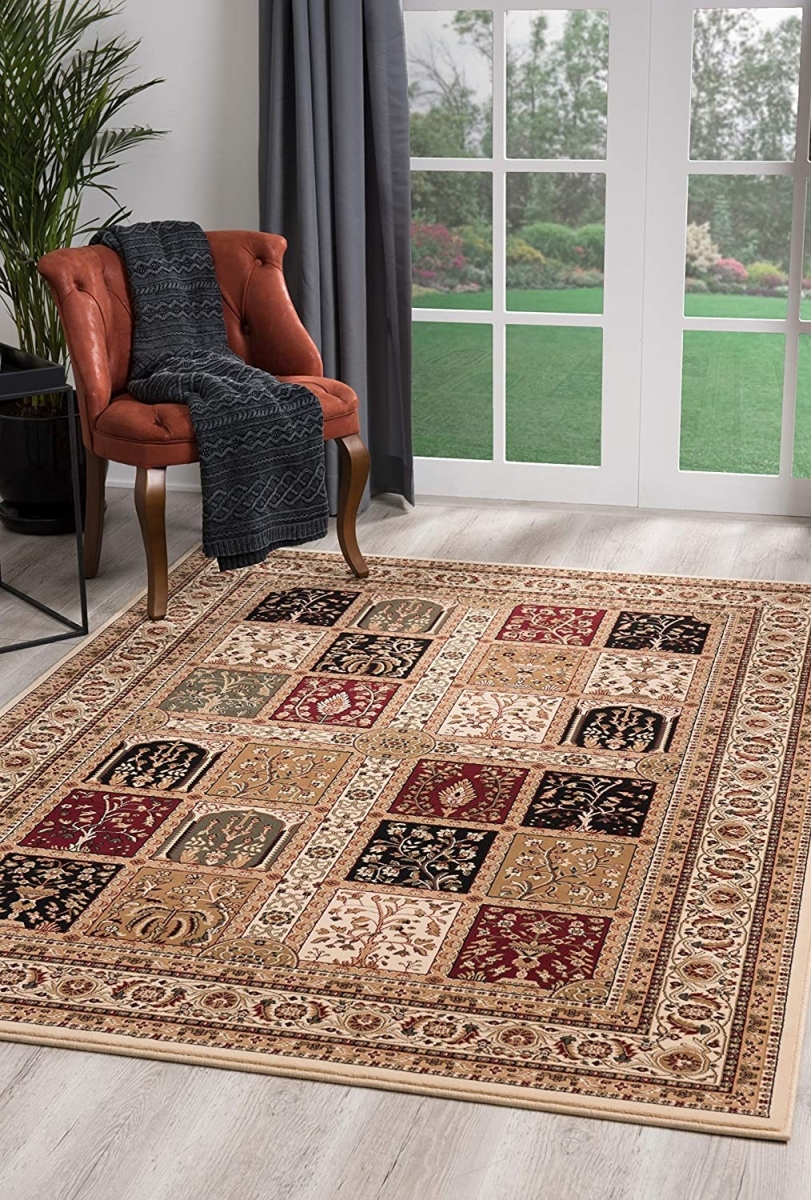 4 x 6 ft. Cream Traditional Decorative Area Rug