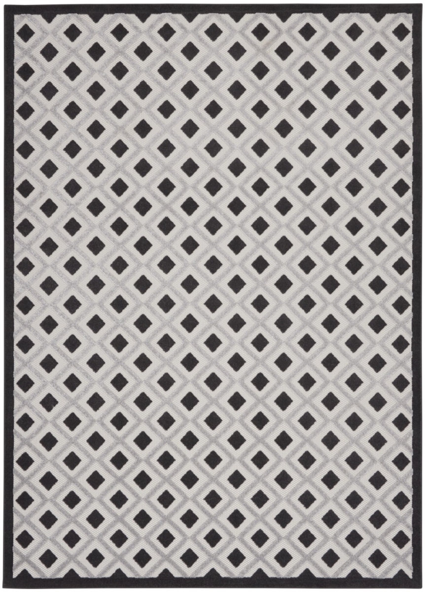 7 x 10 ft. Black White Gray Indoor & Outdoor Area Rug