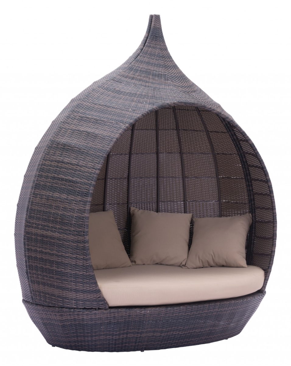 392017 94.5 x 85.6 x 59 in. Teardrop Shaped Brown & Beige Daybed