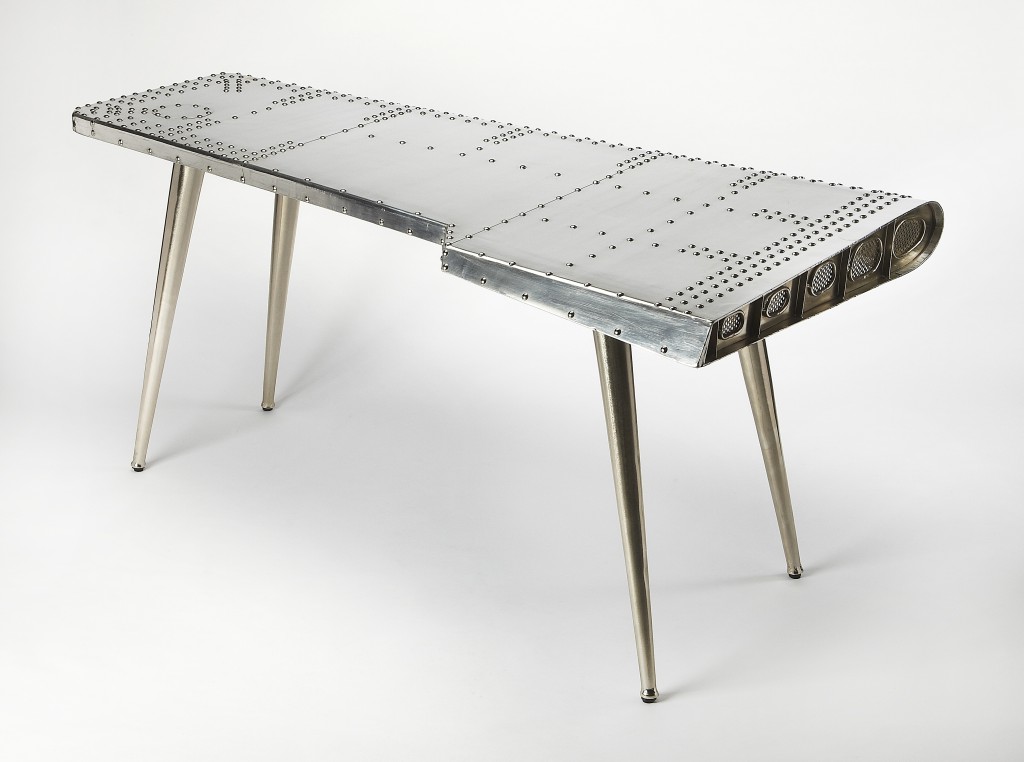 Picture of HomeRoots 389427 29.5 x 67.5 x 35.5 in. Funky Silver Wing Desk