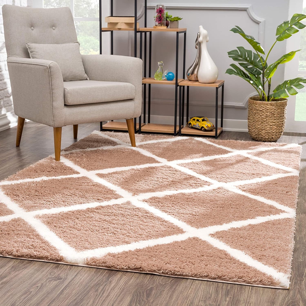 3 x 5 ft. Beige & White Modern Lattice Area Rug