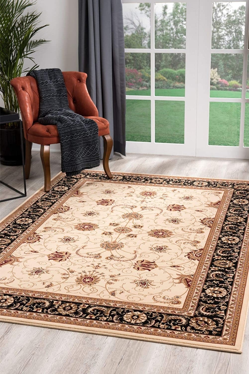 395257 5 x 8 ft. Cream & Black Decorative Area Rug