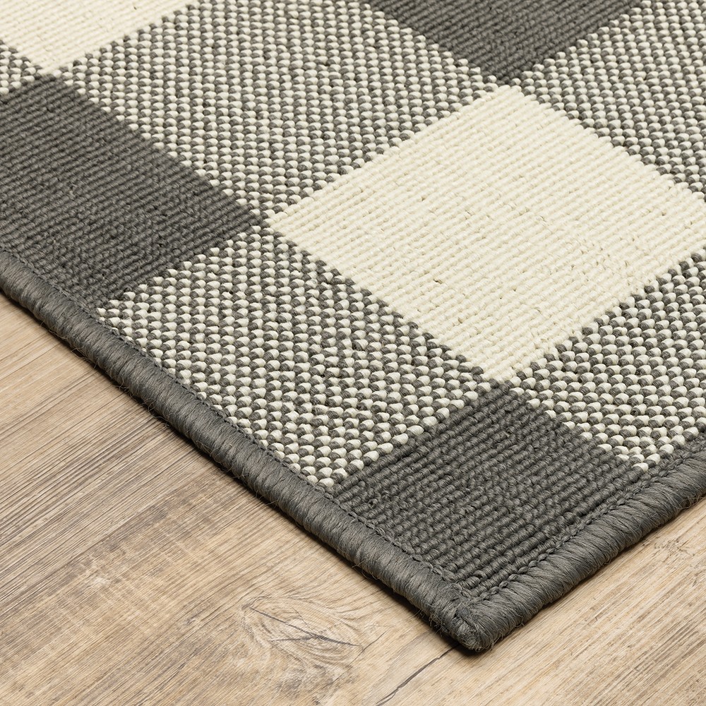 7 x 10 ft. Gray & Ivory Gingham Indoor & Outdoor Area Rug