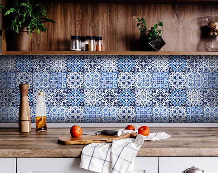 7 x 7 in. Azul Multi Blue Mosaic Peel & Stick Tiles