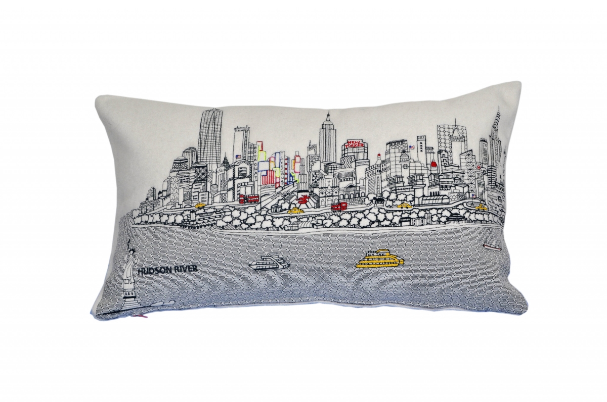 482511 24 in. Nyc Daylight Skyline Lumbar Decorative Pillow, White