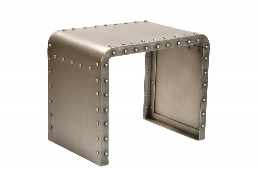 488527 20 x 24 x 16 in. Gold Metal Rectangular End Table