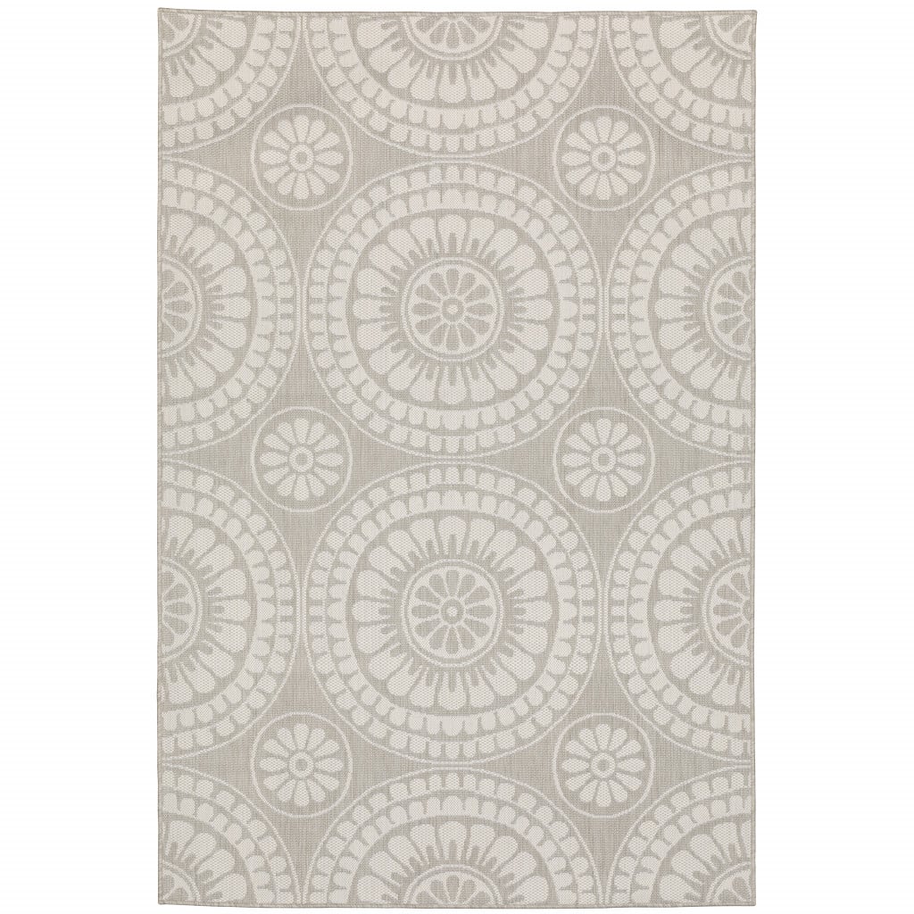 6 x 9 ft. Gray Geometric Stain Resistant Indoor & Outdoor Rectangle Area Rug - Gray and Ivory - 6 x 9 ft.