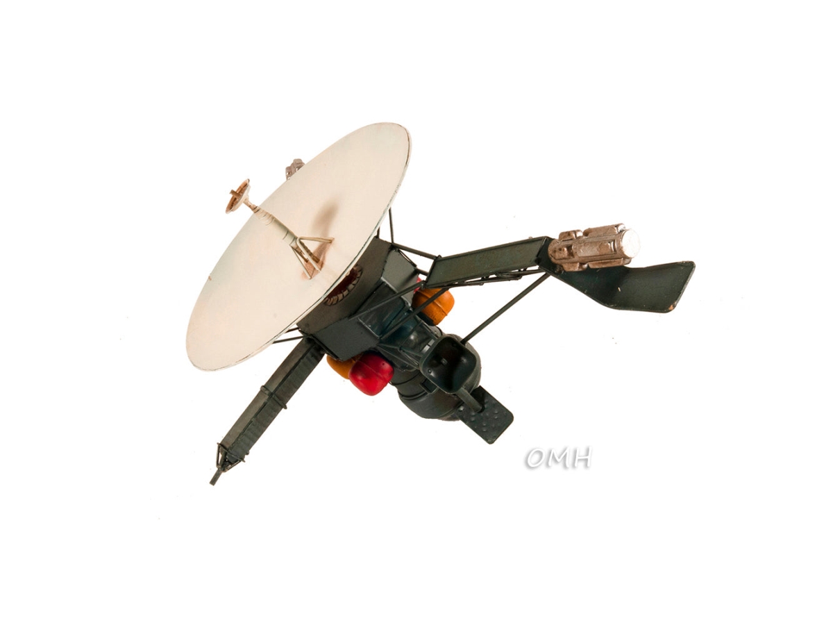 AR038 Galileo Spacecraft Model