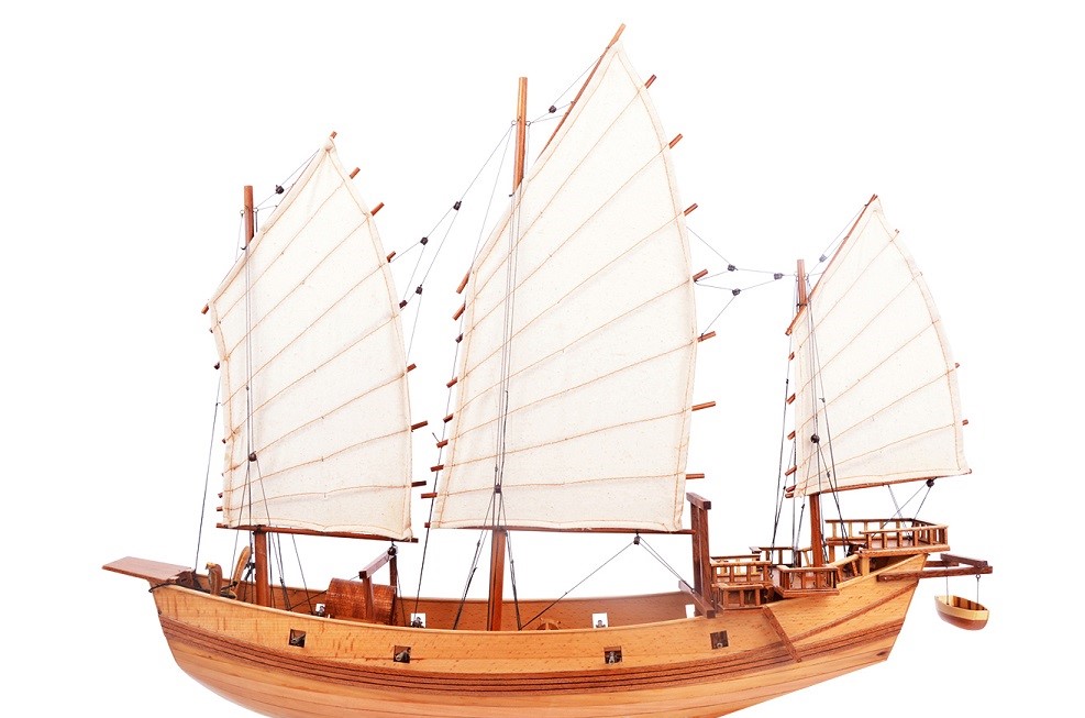 Picture of Old Modern Handicrafts B405 27 in. Chinese Junk Model Ship, Natural