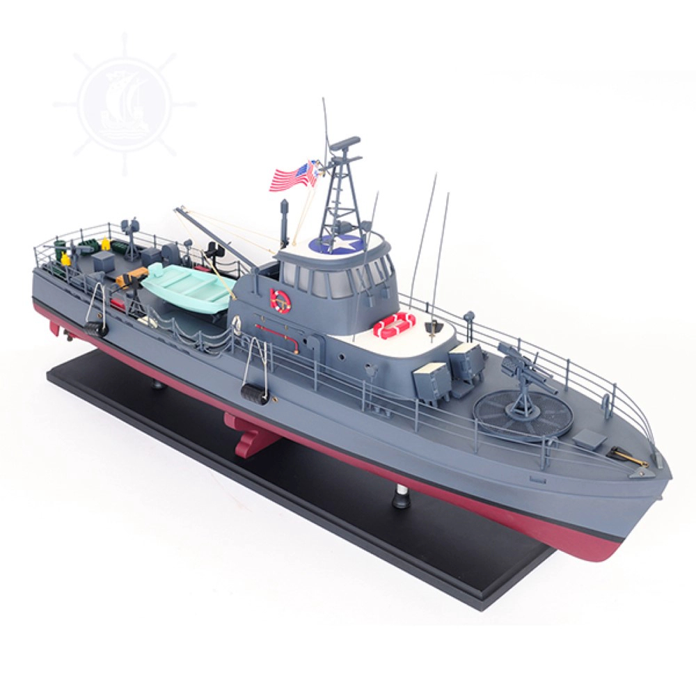 C066 82 ft. US Coast Guard Model Ship - Peace Time 30 in.
