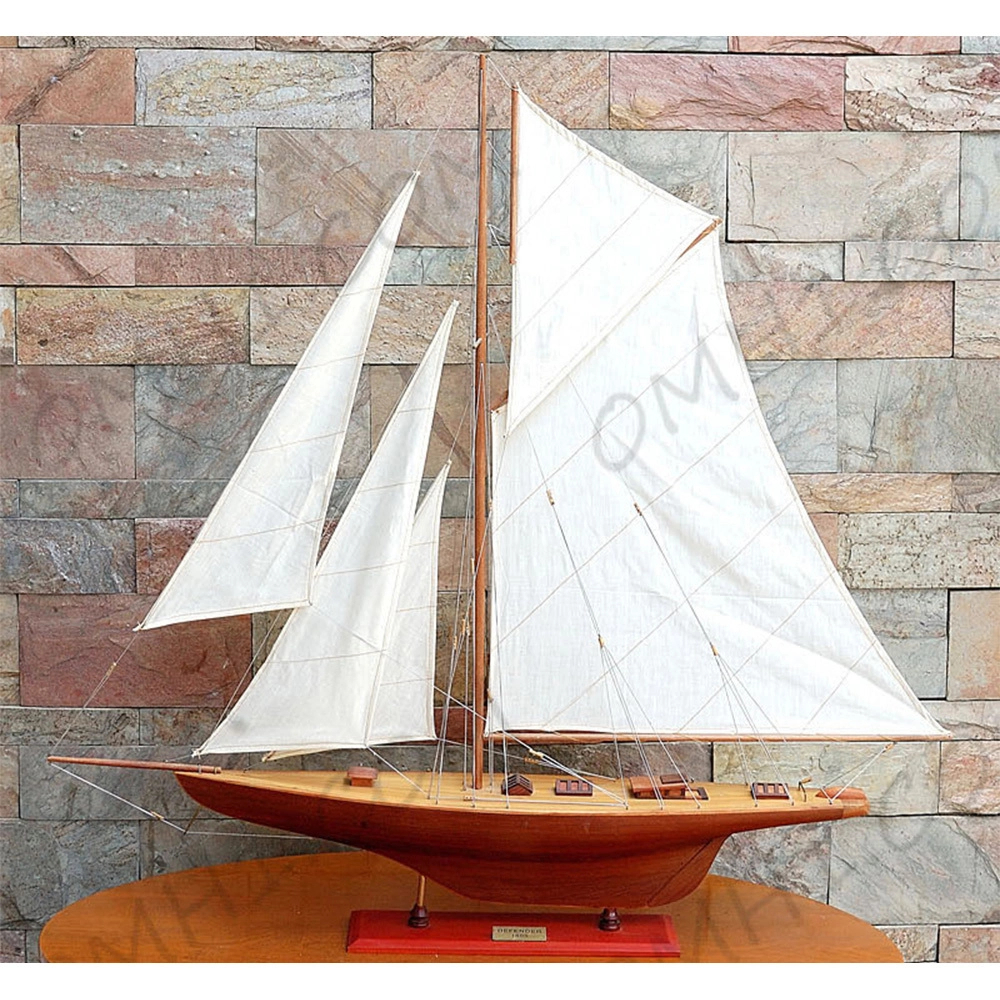 Y014 Defender Sailboat Schooner Yacht Model