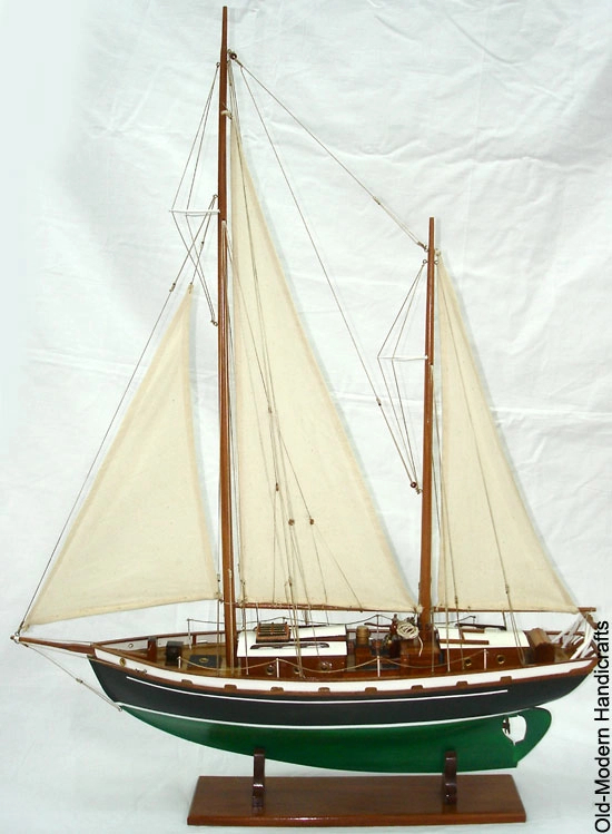 Y124 Daphne Sailboat Schooner Yacht Model
