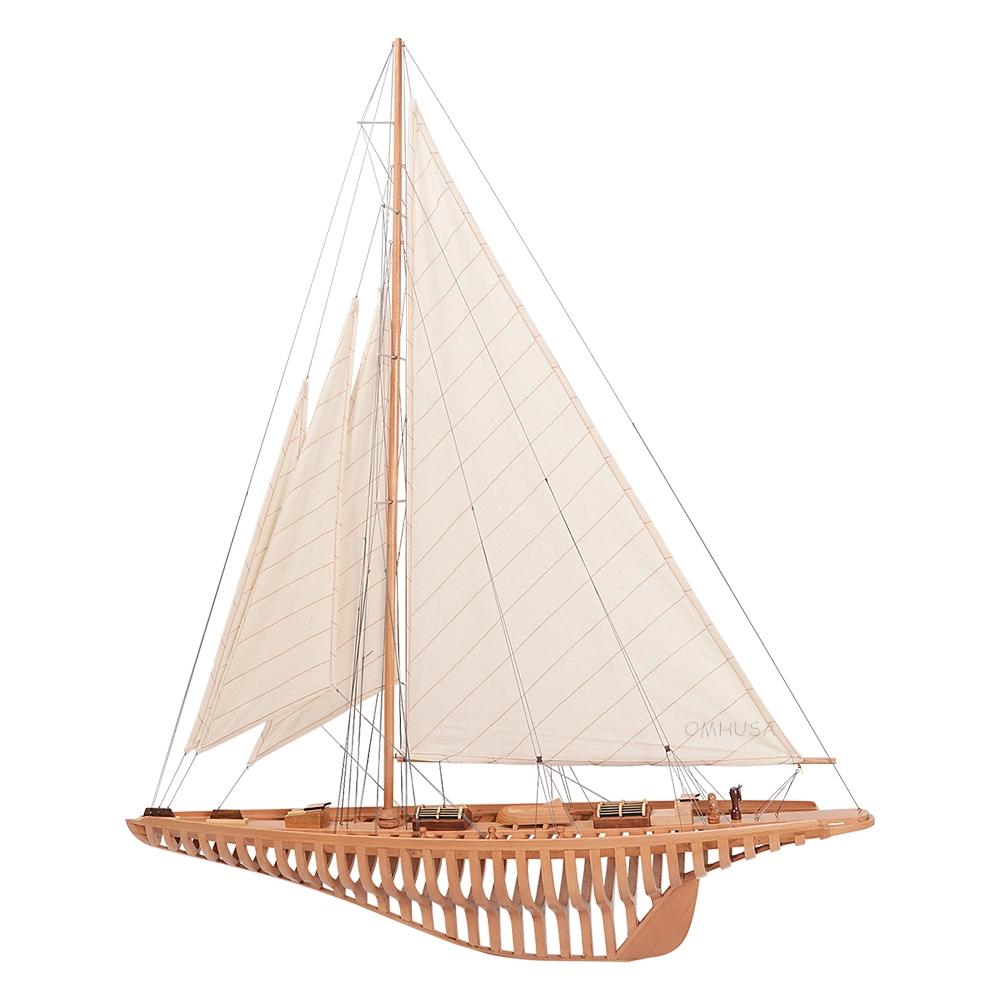 Y224 Shamrock Open Hull Model Ship