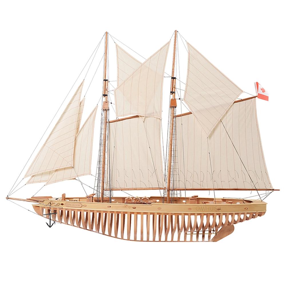 Y225 Bluenose Open Hull Model Ship, Extra Large