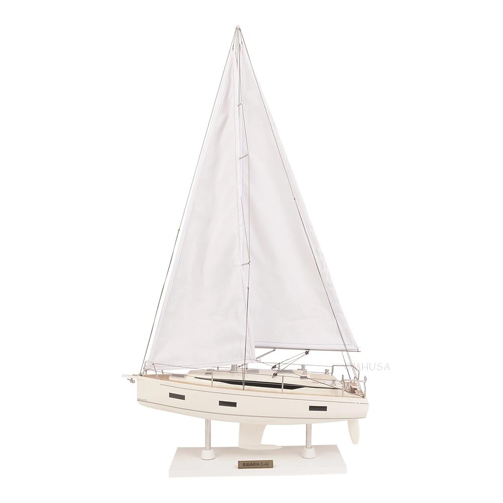 Y216 Bavaria C42 Sailboat Model