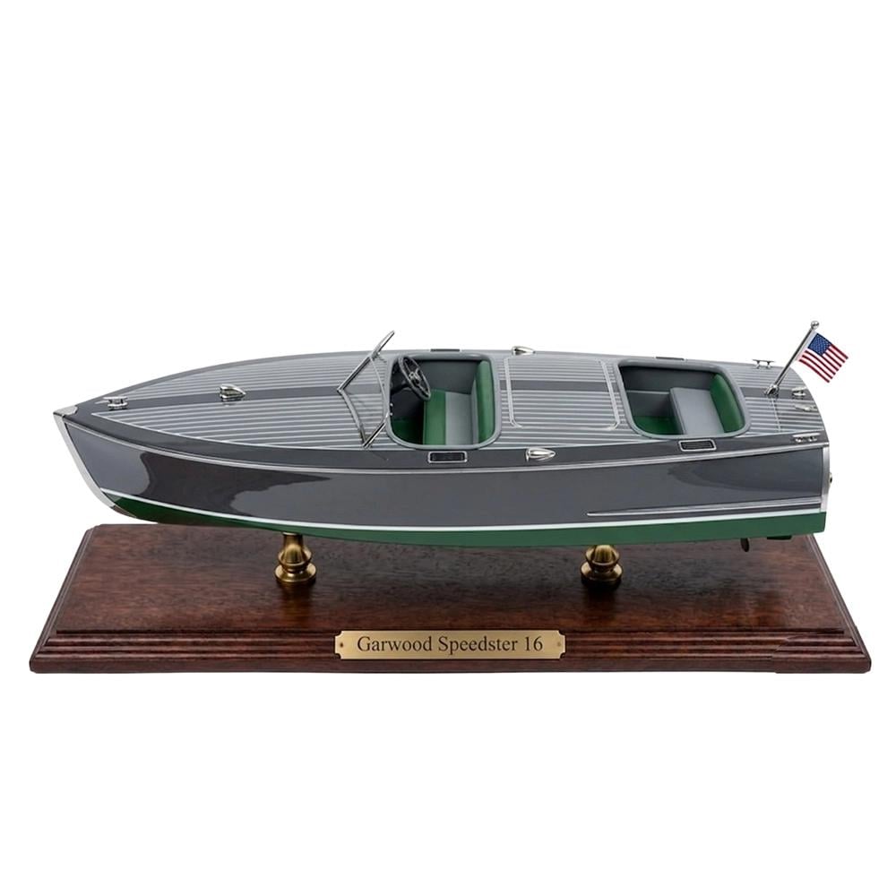 CM628 16 ft. Gar Wood Speedster Boat Model - 30 in. Display Model