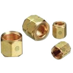 312-7 Nut Oxygen CGA-022