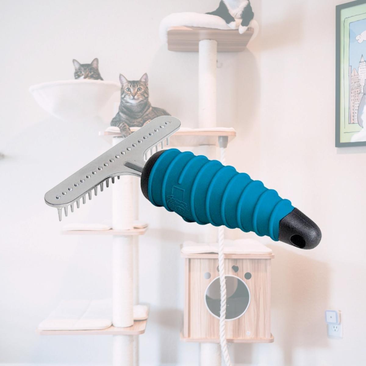 Picture of Pet Pals TP250 12 12 MGT Ergonomic Undercoat Rake 20 Long Pins Black