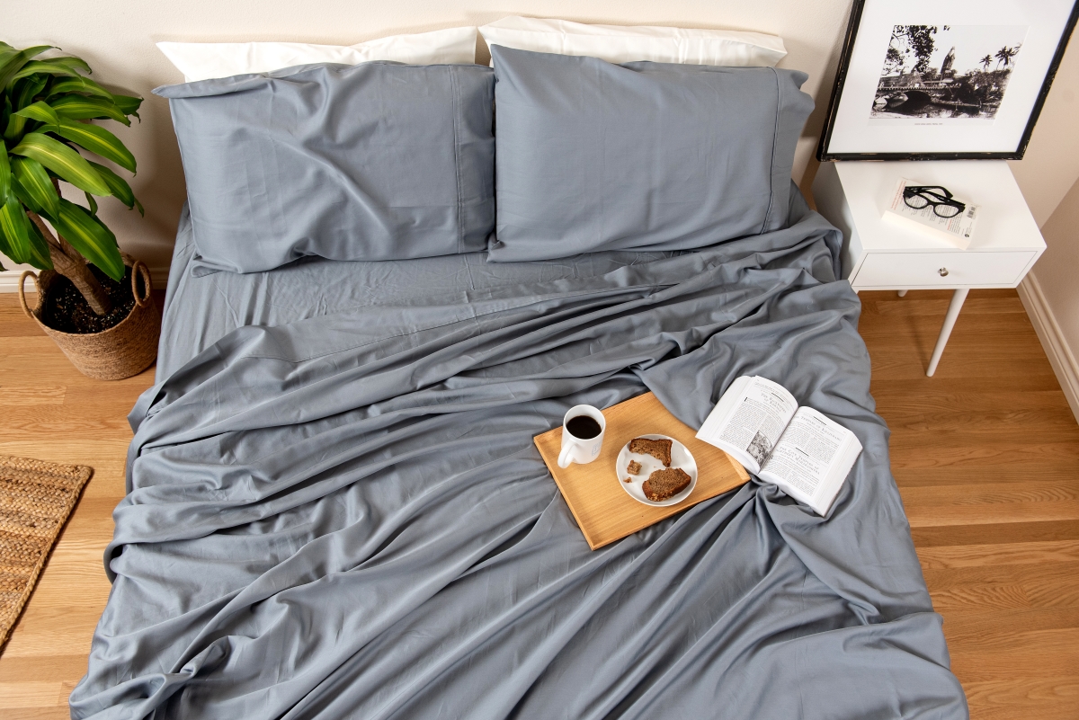 300SATIN-DAGR-QU 300 Thread Count Sateen Sheet Set, Dark Grey - Queen Size
