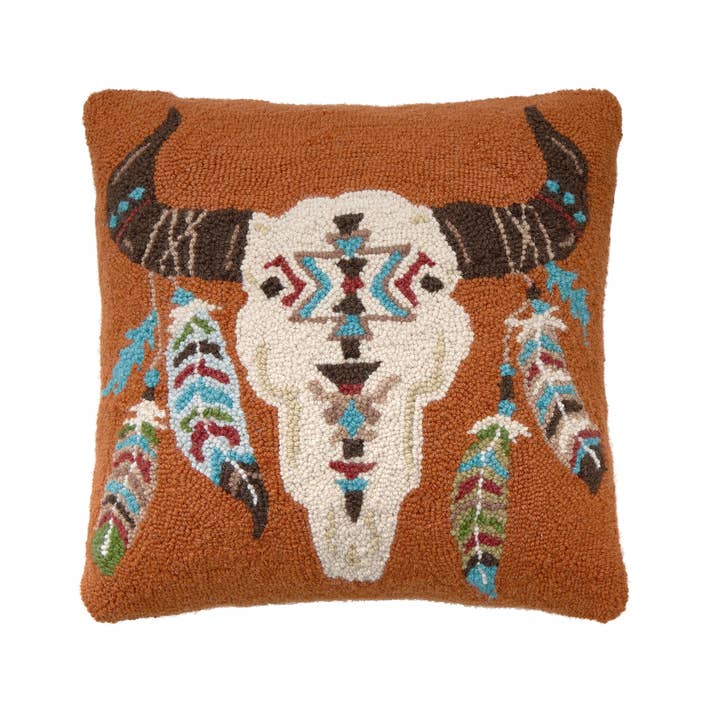 30SJM11076C18SQ 18 x 18 in. Cow Skull Poly Fill Hook Pillow, Multi Color