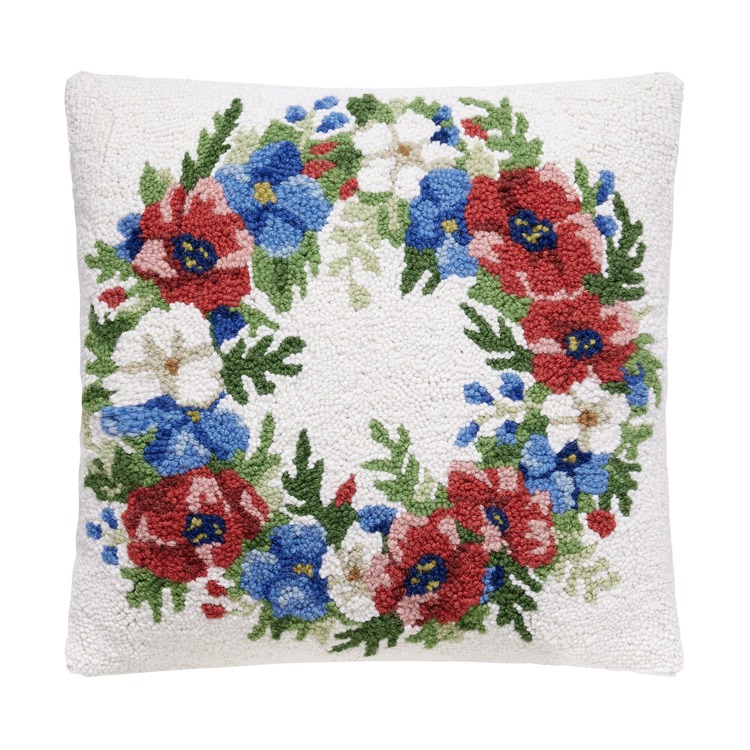 30SJM11297C18SQ Patriotic Wreath Hook Pillow with Ploy-Filled - 18 x 18 in., 100 Percent Wool, Cotton & Poly