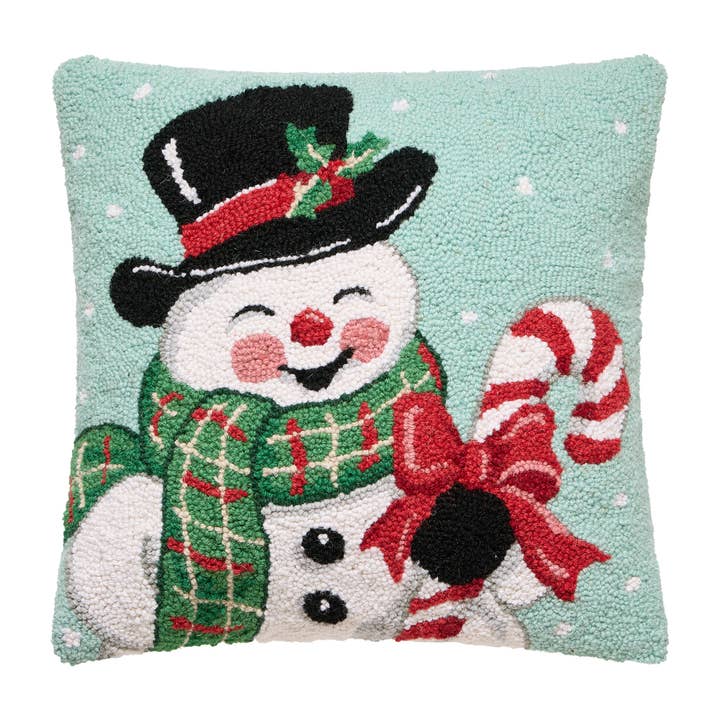 31SJM11330C18SQ 18 x 18 in. Smiling Snowman Poly Filled Hook Pillow