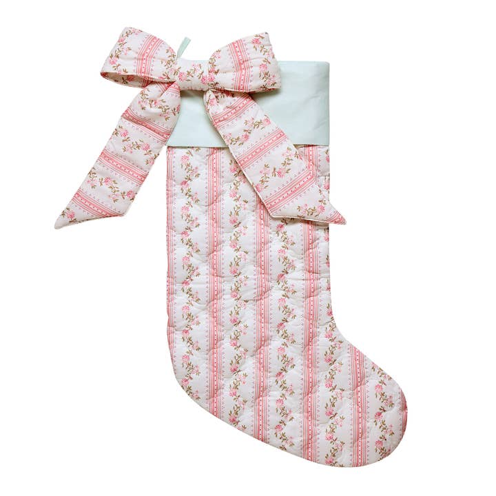31AV1304MC 15 x 25 in. Quilted Printed Cami Bow Stocking