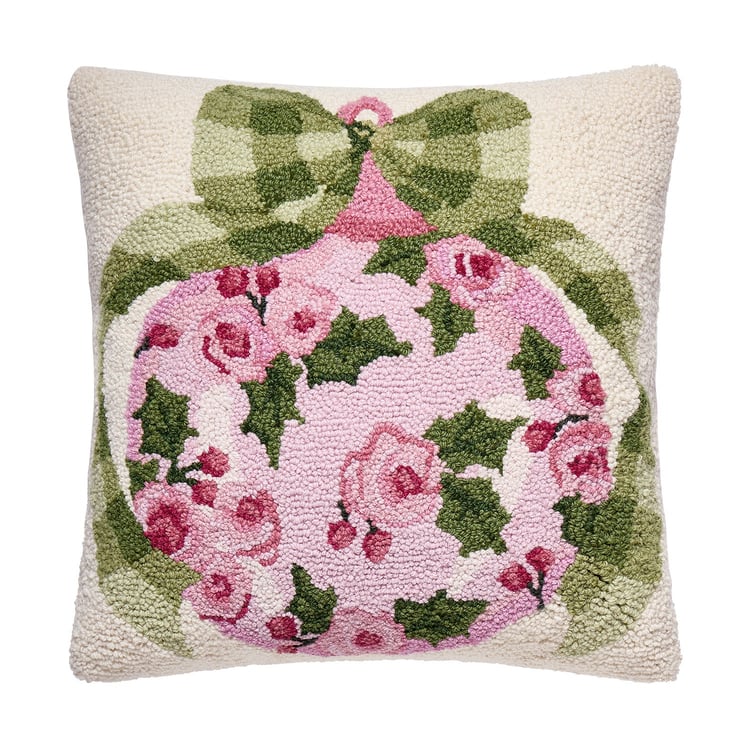 31AV1300C18SQ 18 x 18 in. Cottage Charm Ornament Poly Filled Hook Pillow